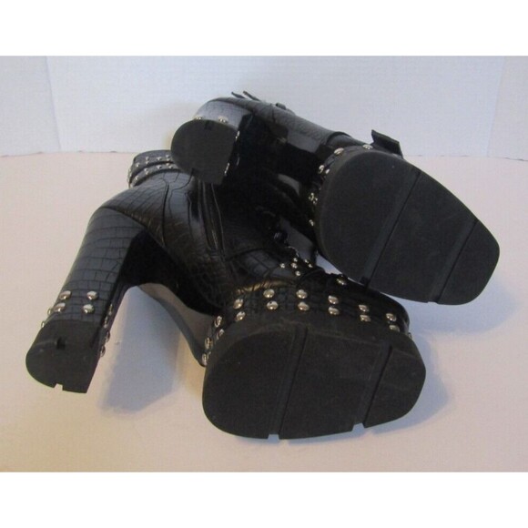 Azalea Wang Dolls Kill Ankle Boots NWOB Black Vegan Crocodile Heels Studded 8.5 - Picture 9 of 10